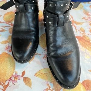 Pre own Hailey leather booties .